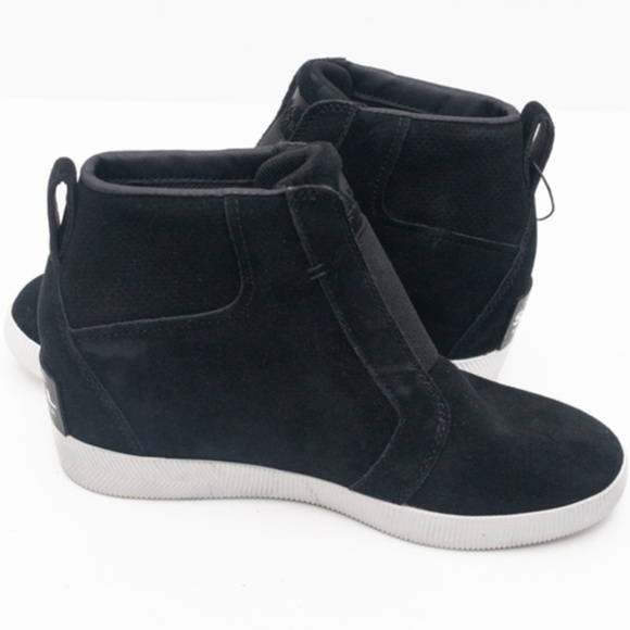 Sorel. Out N About Pull On Women's Wedge. - Picture 1 of 10